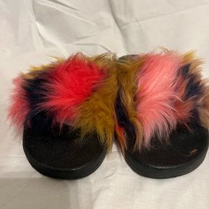 NWT- Steve Madden, Size 7, Multicolored Fuzzy Slides